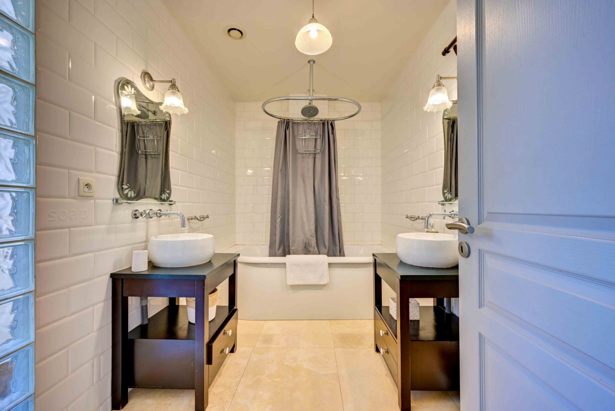 Appartement du peintre aix en provence 2 chambres et jardin au coeur du centre historique proche du cours mirabeau-12