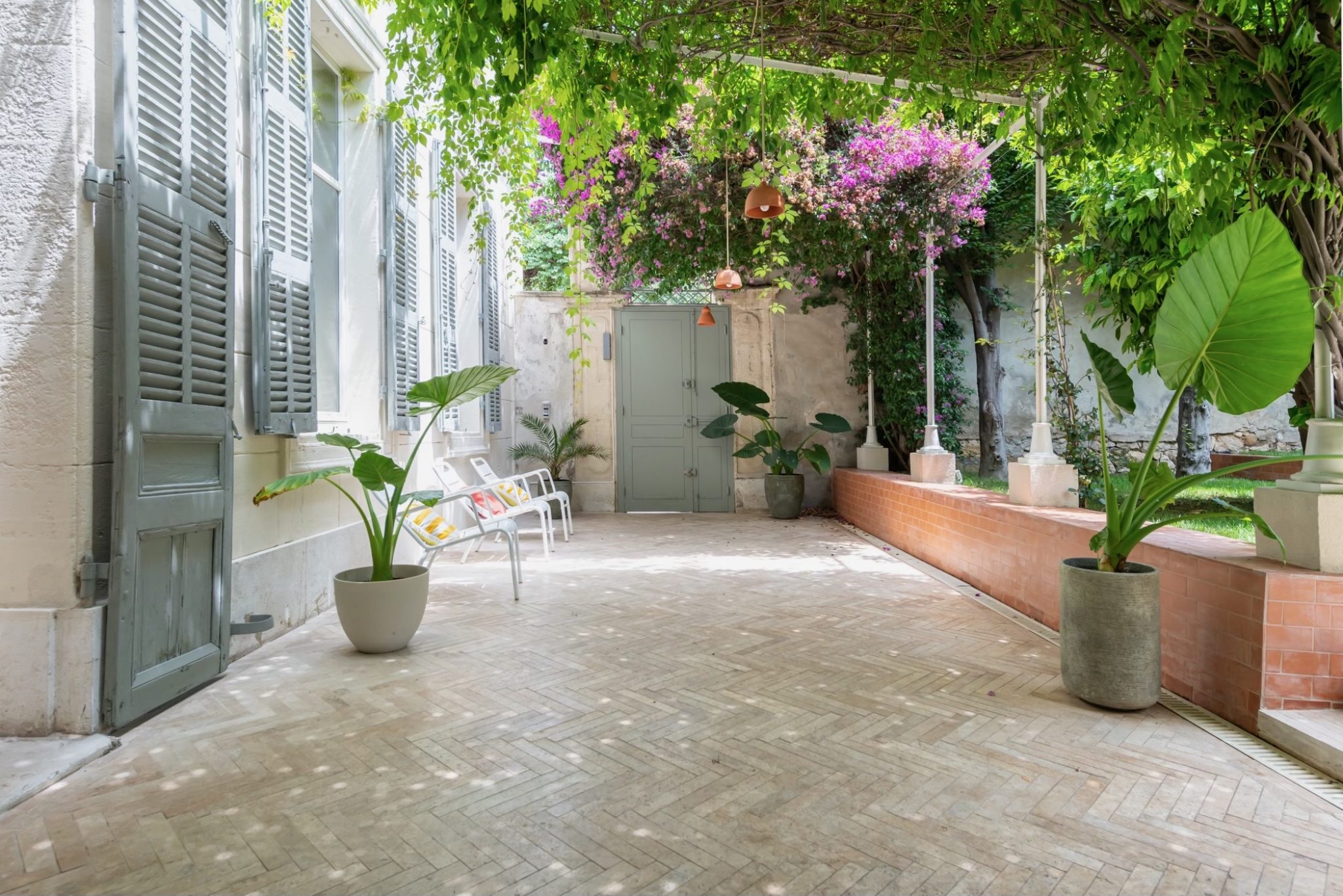 Bastide à louer au coeur du 7 eme arrondissement de Marseille, prestations haut de gamme, location saisonnière de prestige _3812