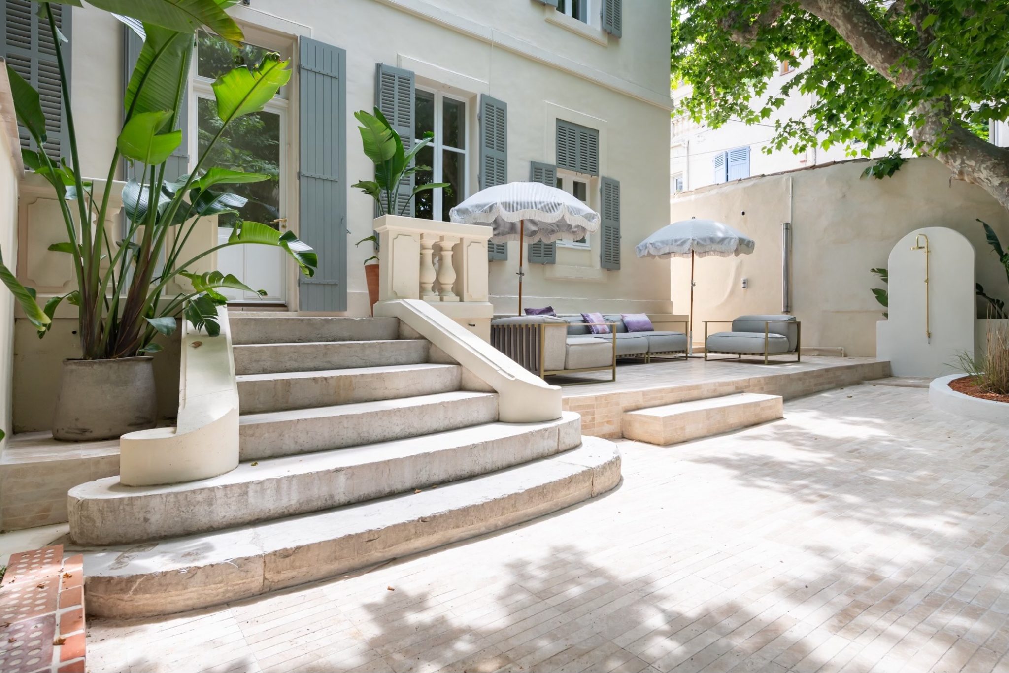 Bastide à louer au coeur du 7 eme arrondissement de Marseille, prestations haut de gamme, location saisonnière de prestige _3821