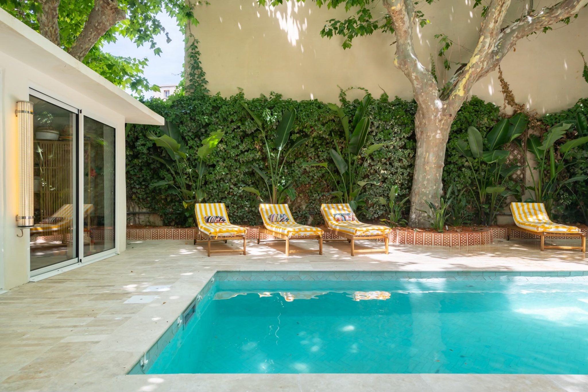 Bastide à louer au coeur du 7 eme arrondissement de Marseille, prestations haut de gamme, location saisonnière de prestige _3834