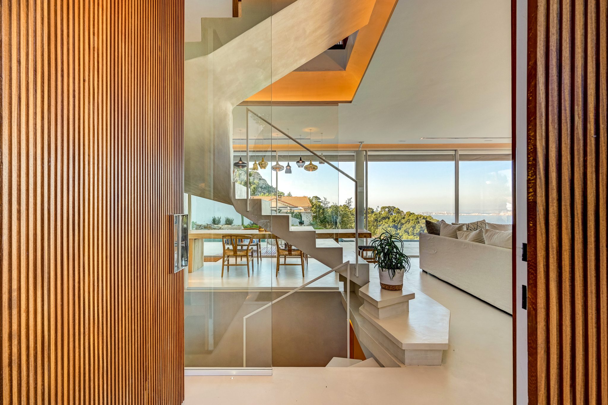 Marseille on the Roc-27