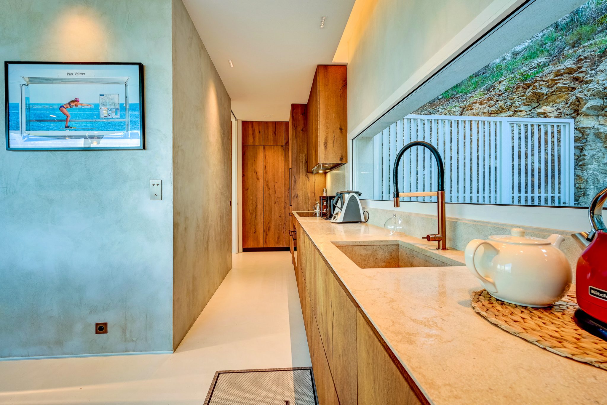 Marseille on the Roc-29