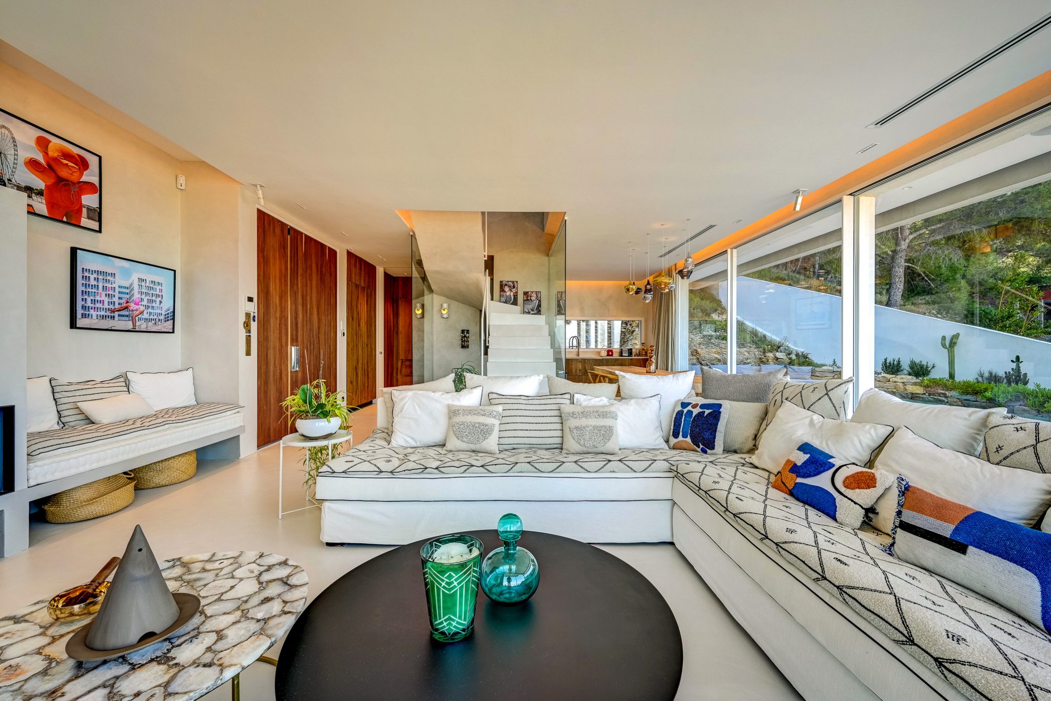 Marseille on the Roc-33