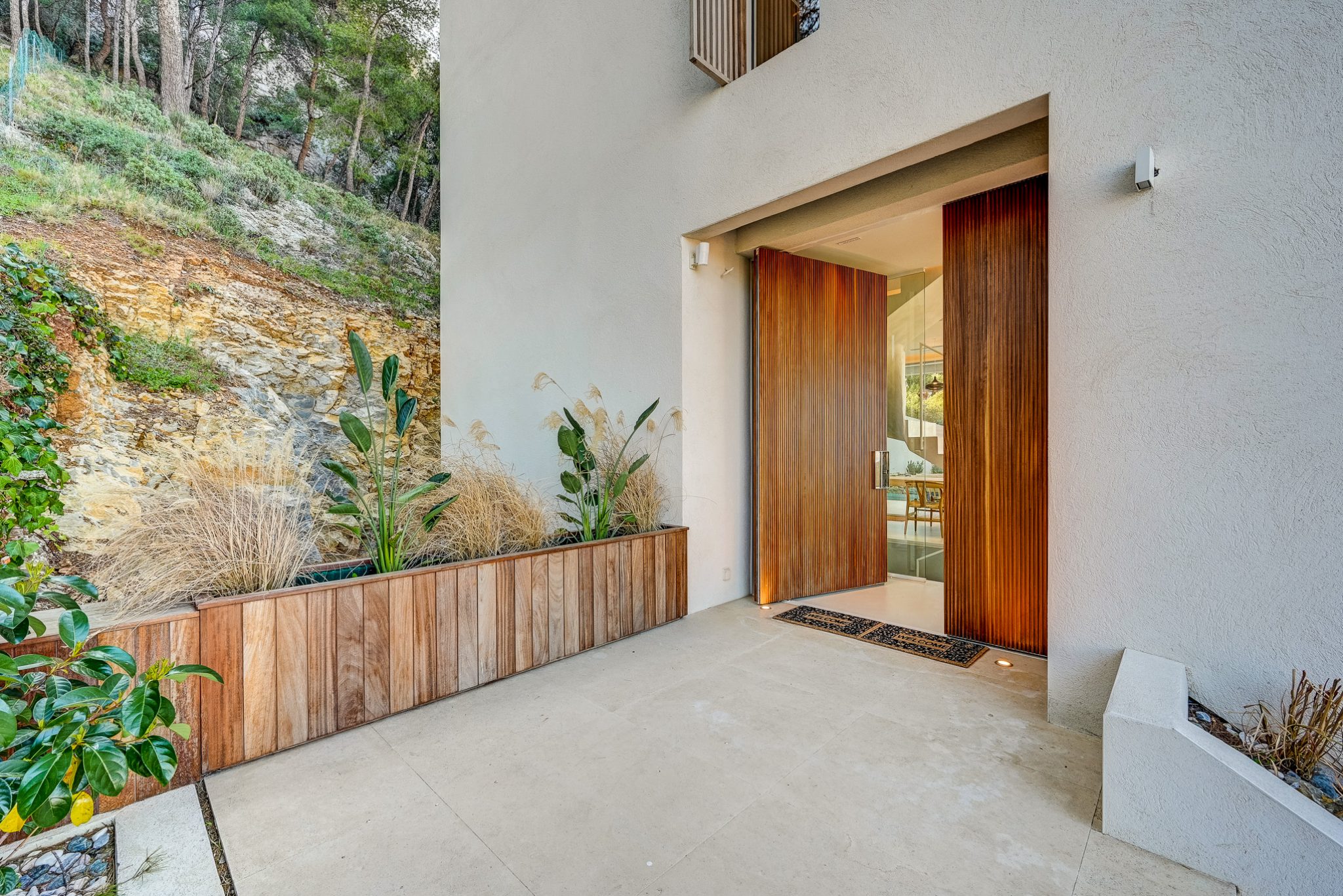 Marseille on the Roc-38