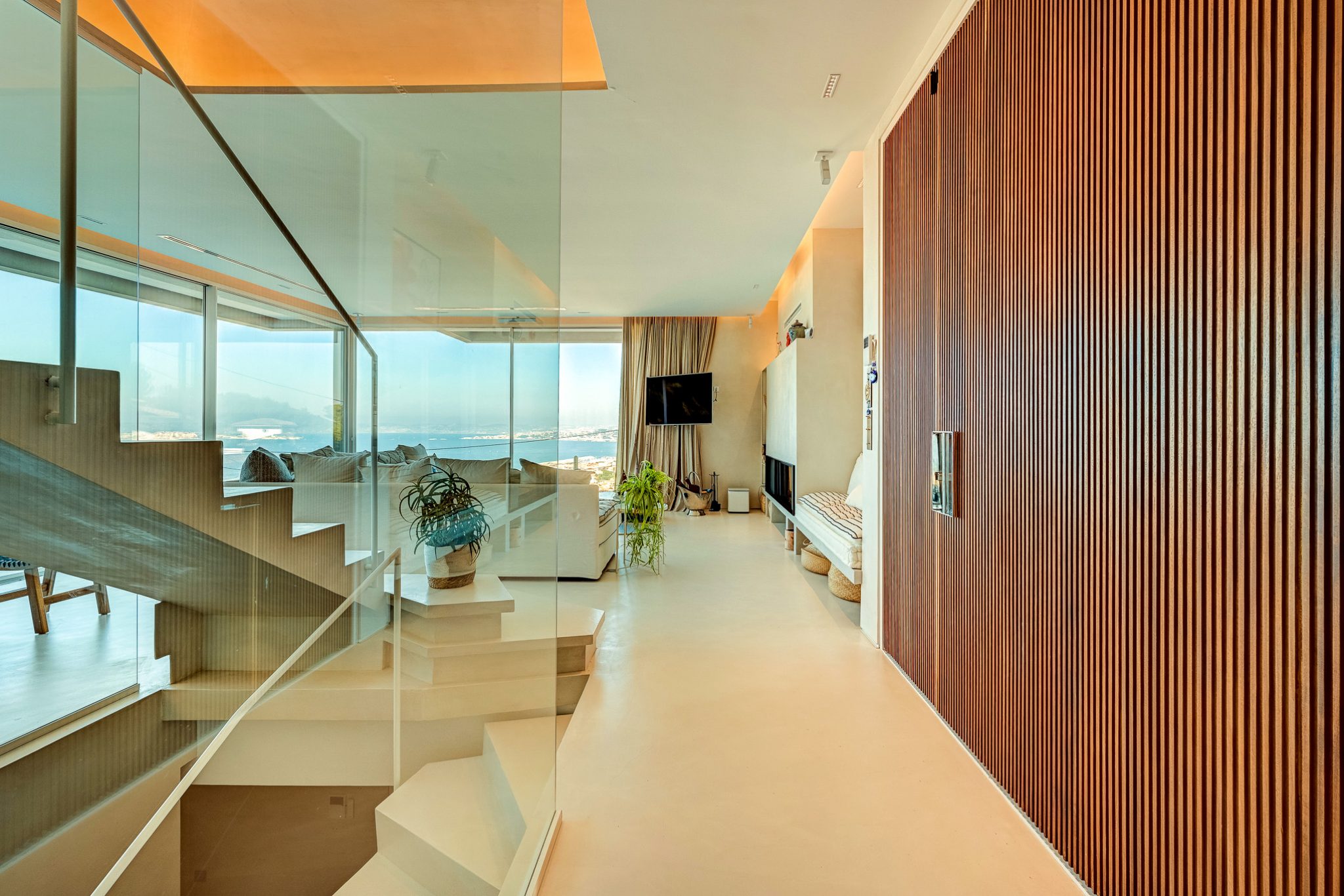 Marseille on the Roc-39