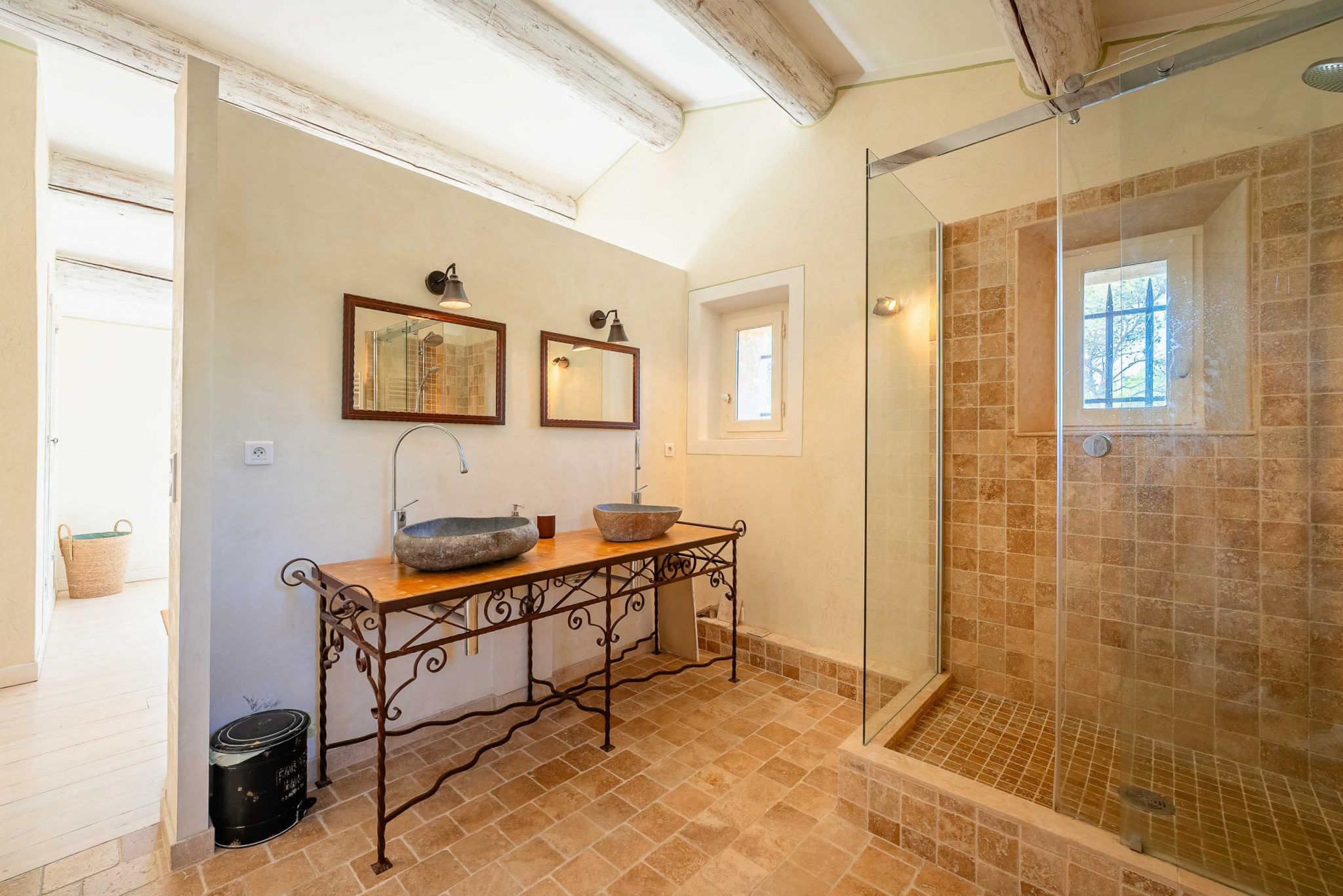 Mas des inseparables location saint cannat proche d'aix en provence-017