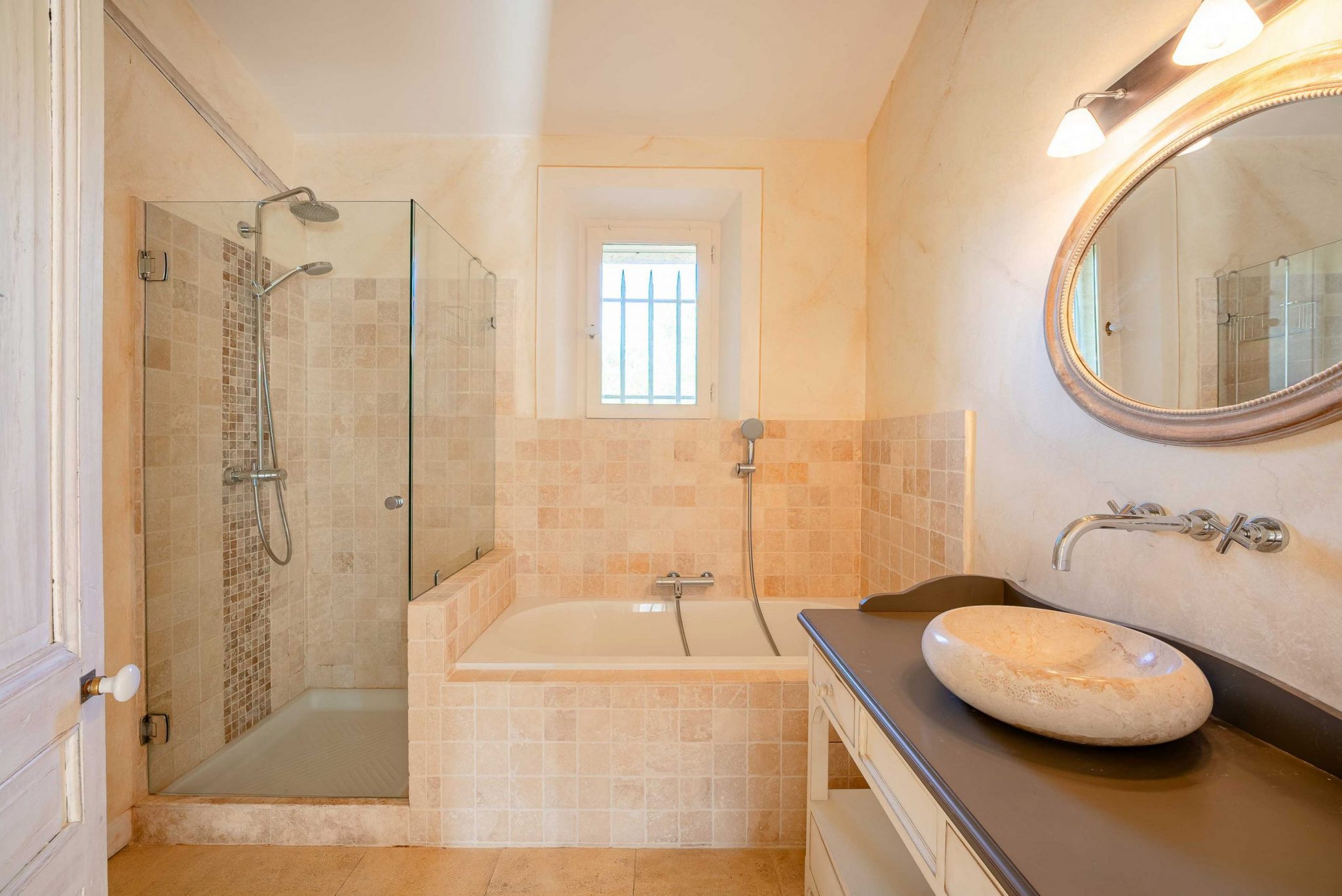 Mas des inseparables location saint cannat proche d'aix en provence-022