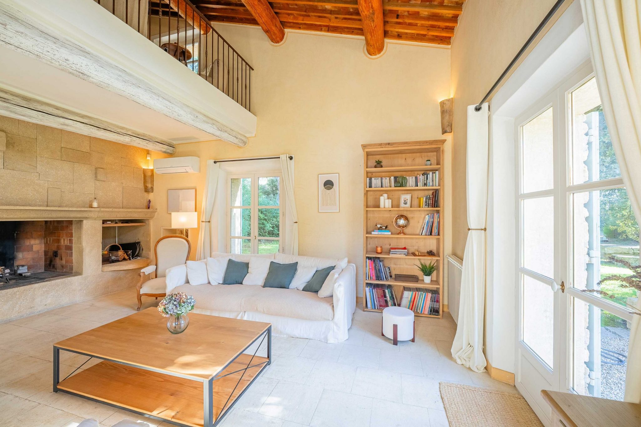 Mas des inseparables location saint cannat proche d'aix en provence-031