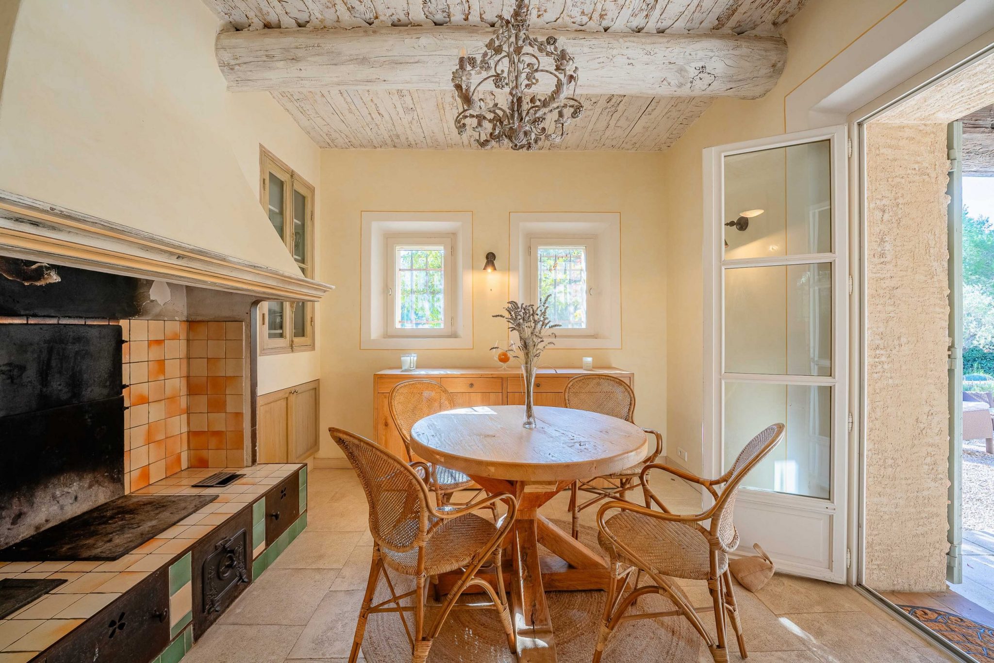 Mas des inseparables location saint cannat proche d'aix en provence-042