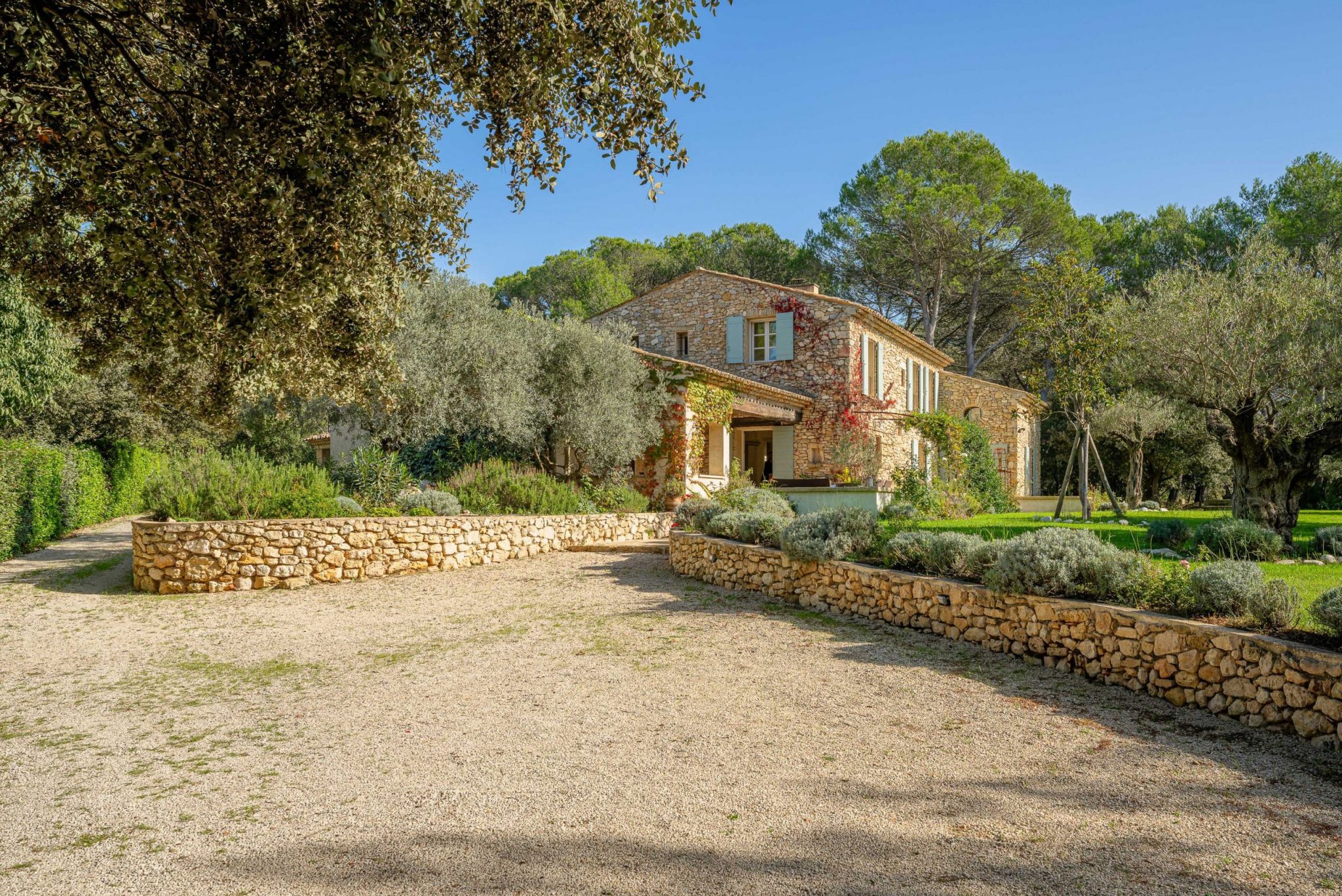 Mas des inseparables location saint cannat proche d'aix en provence-051