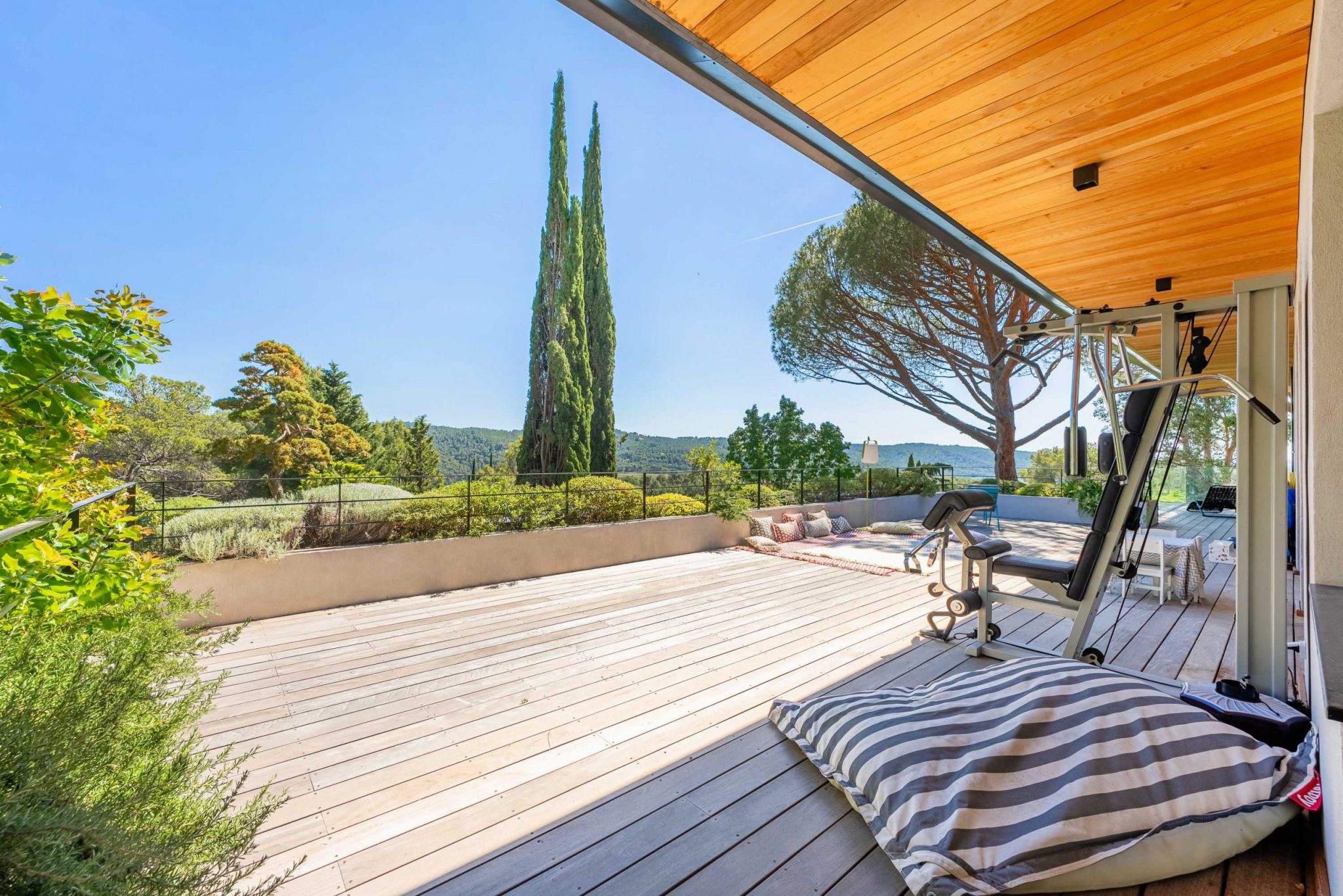 Villa Rita maison contemporaine d'exception à louer au Tholonet Aix en Provence 92